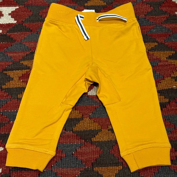 NWT Tommy Bahama baby 3-piece baby outfit - Picture 4 of 8